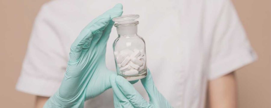 40c6b03-fe6a-5e21-8f4d-06deaf315f0f_Pastillas_medicamentos_por_que_enfermamos